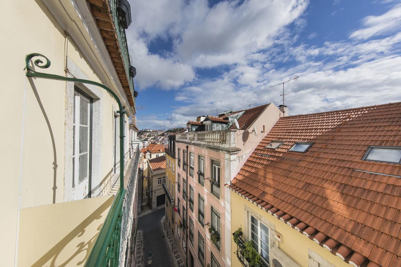 Carmo'S Wonder Apartment Lisbon Exterior photo